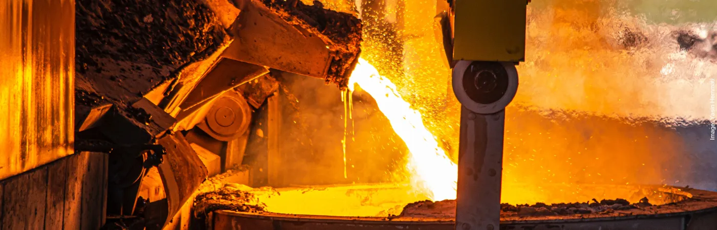 Molten Metal image