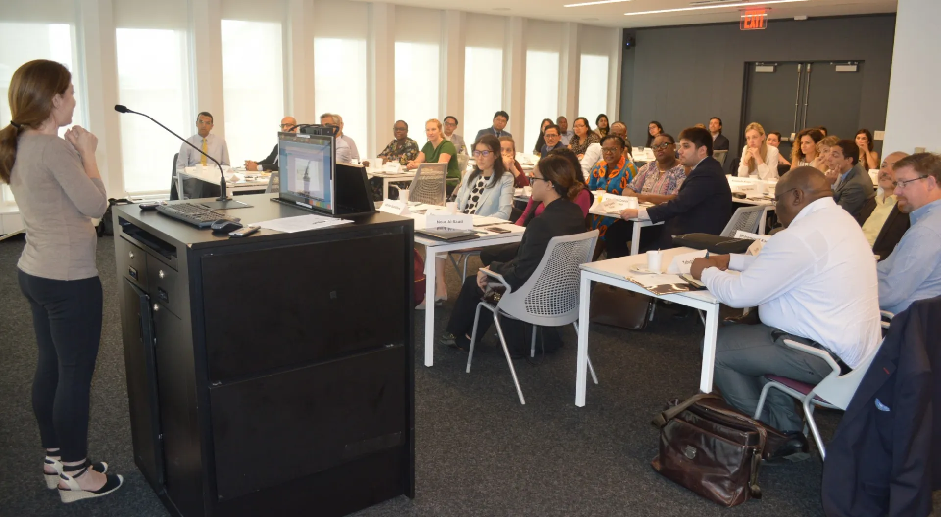 Teaching a class of students in a seminar